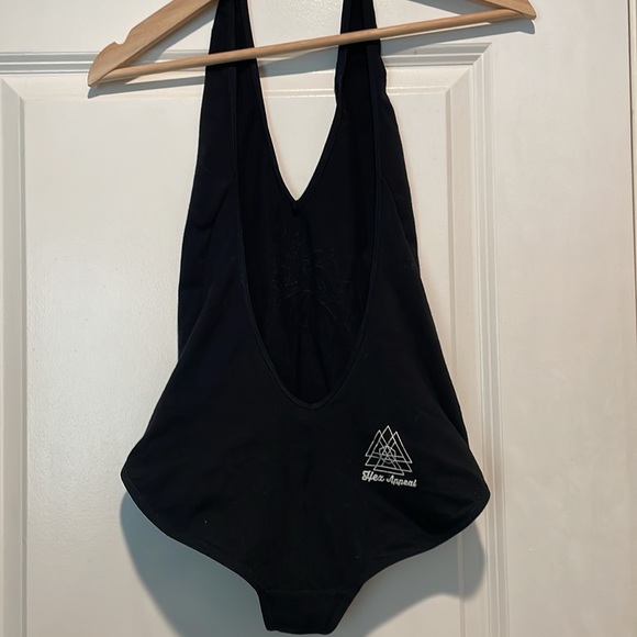 Flex Appeal Mushroom bodysuit 🍄✌🏽👽 - Picture 3 of 6